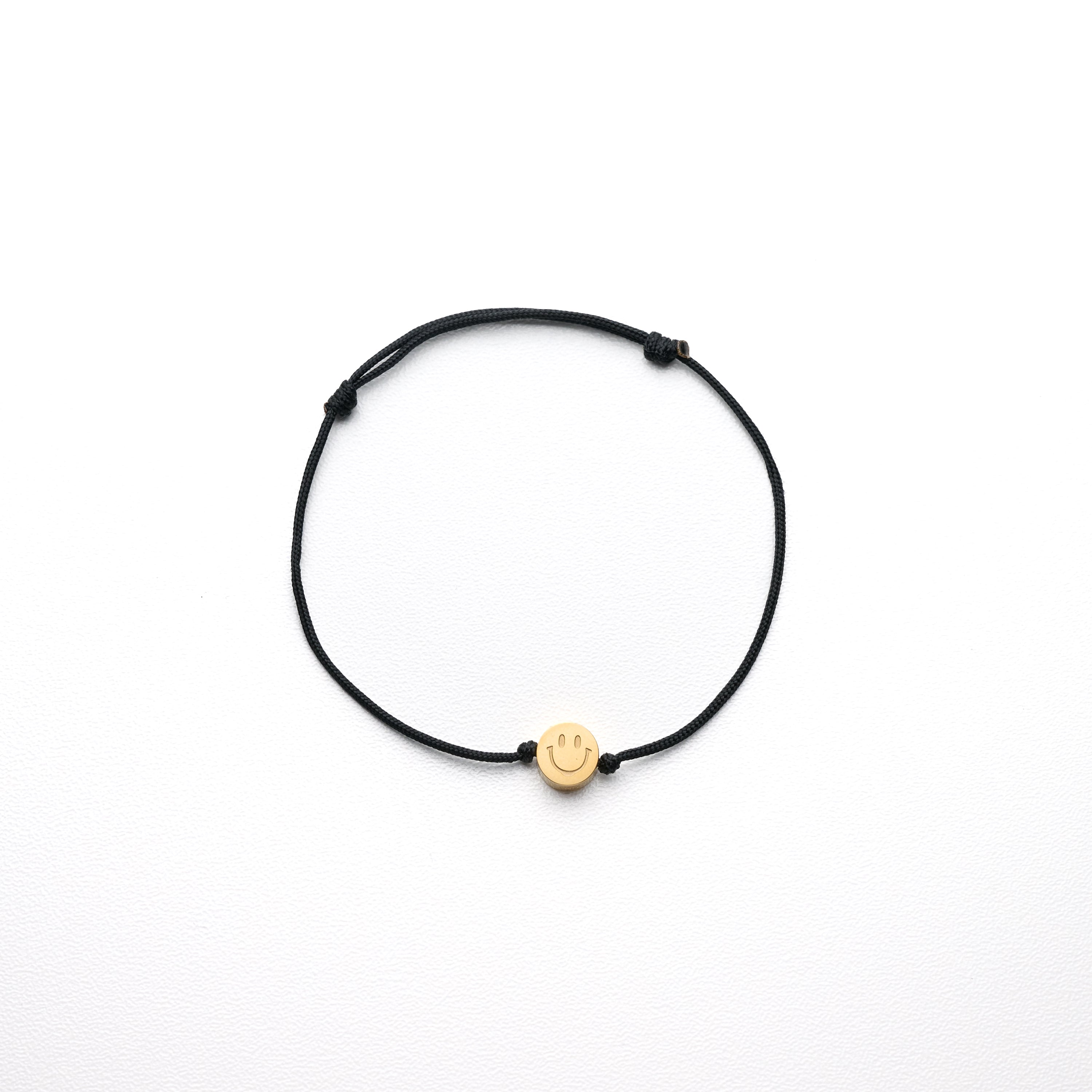 Goldie Smile String Bracelet