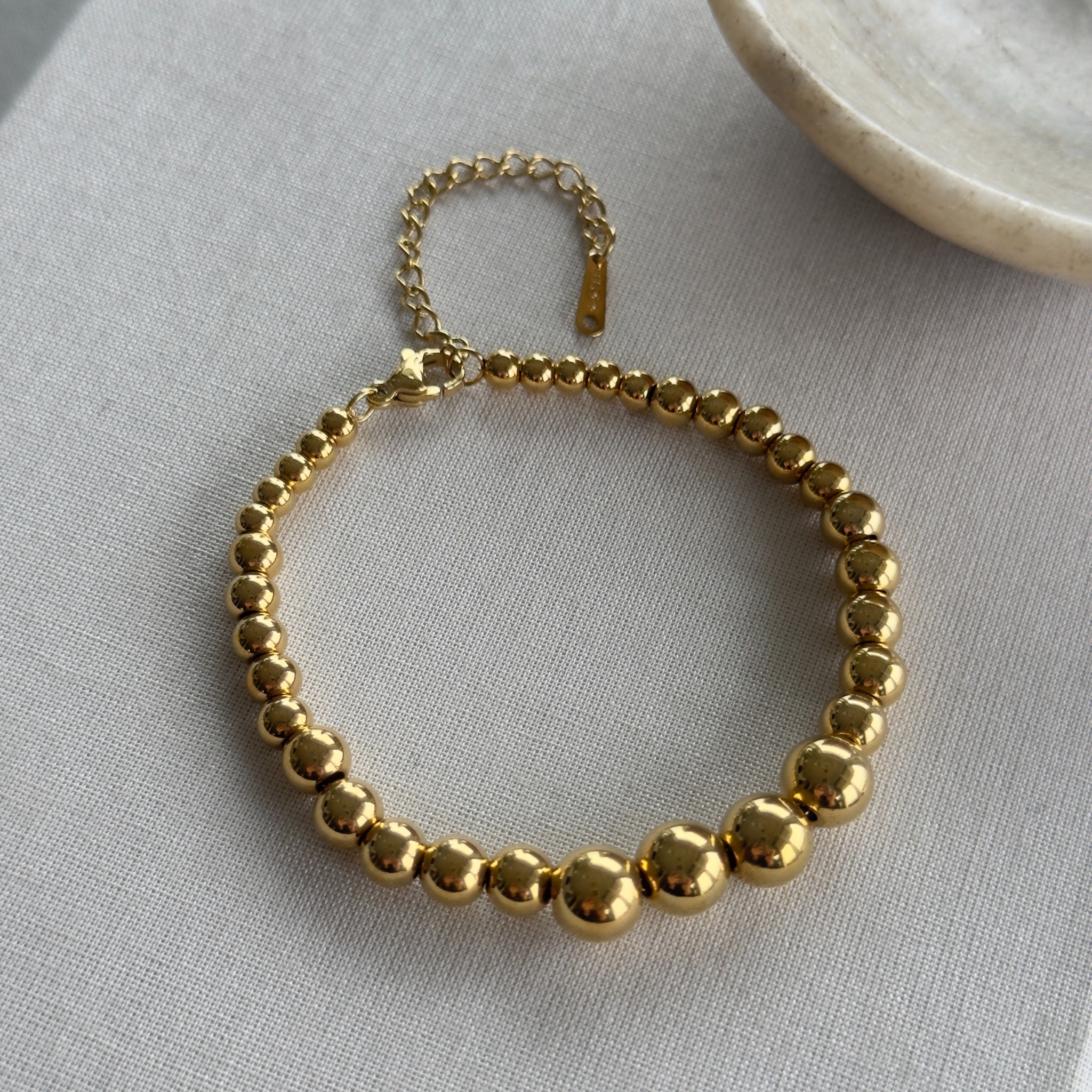 Noa Universe Bracelet