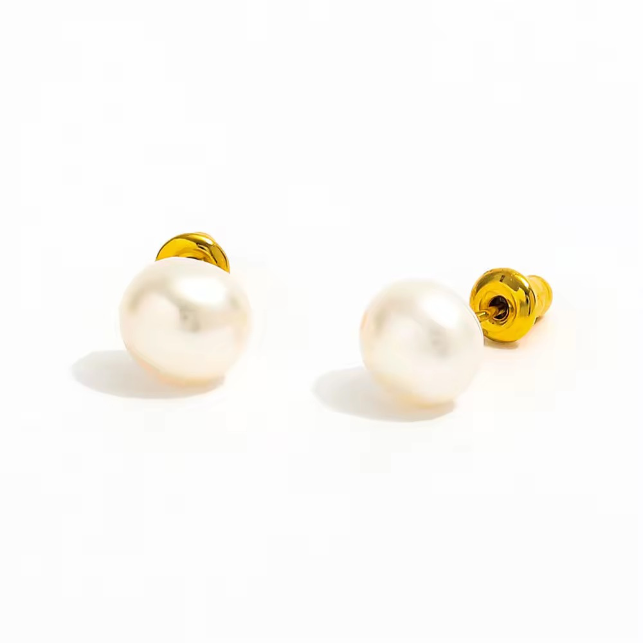 Hola Pearl Stud