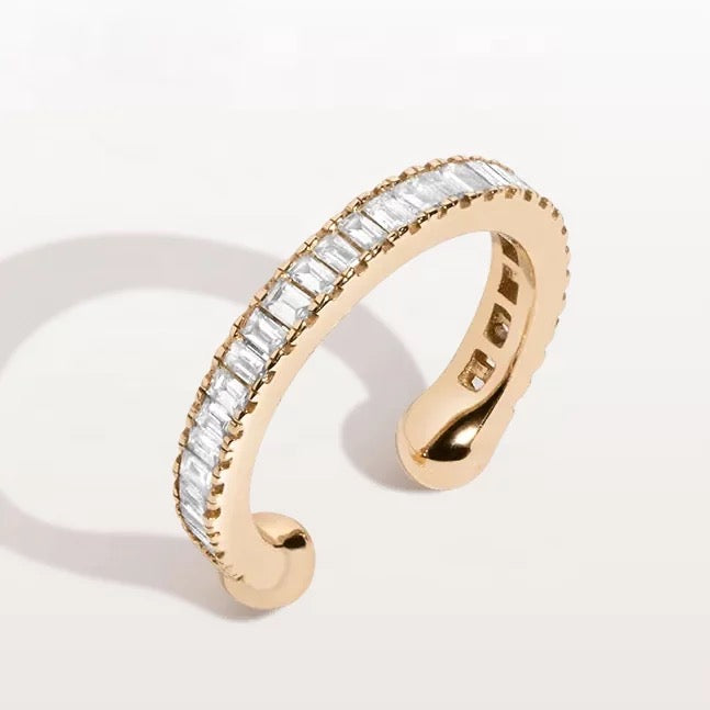 Baguette Earcuff