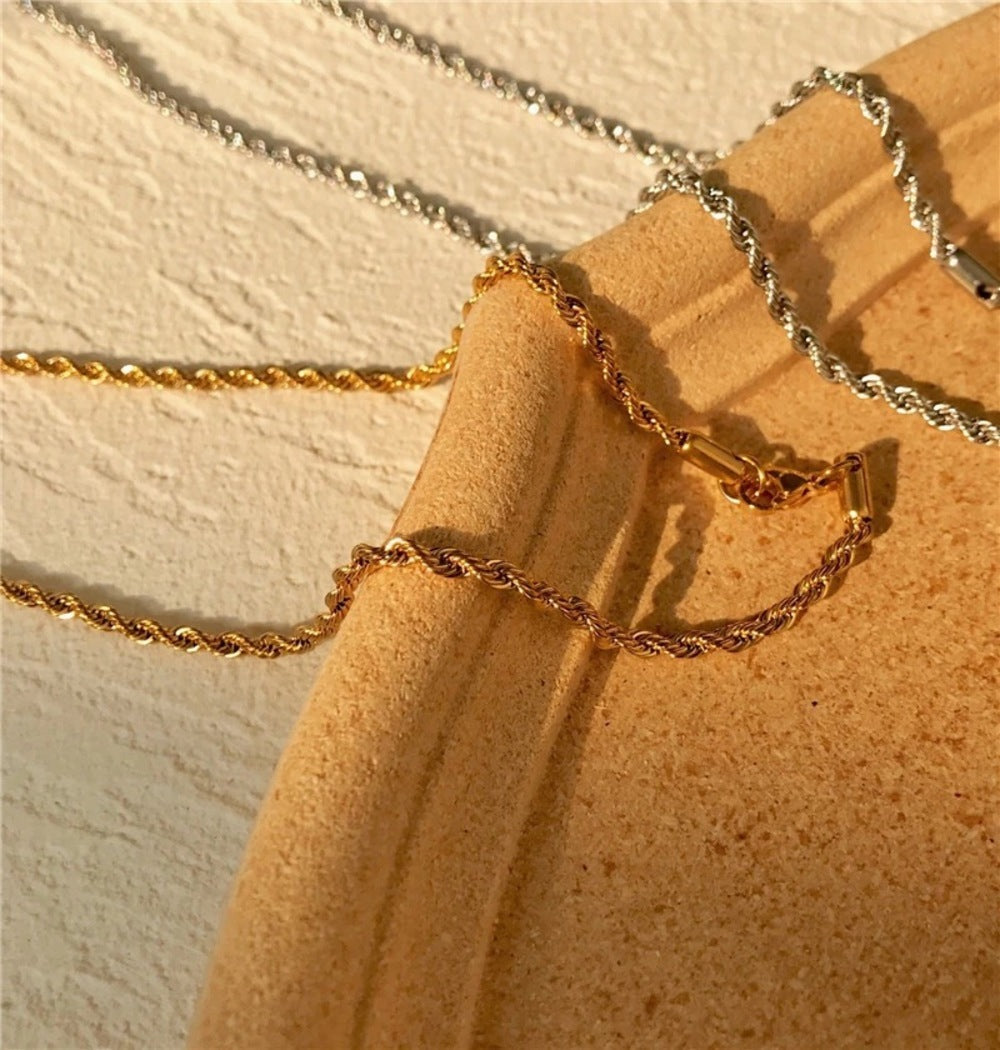Cordy Necklace