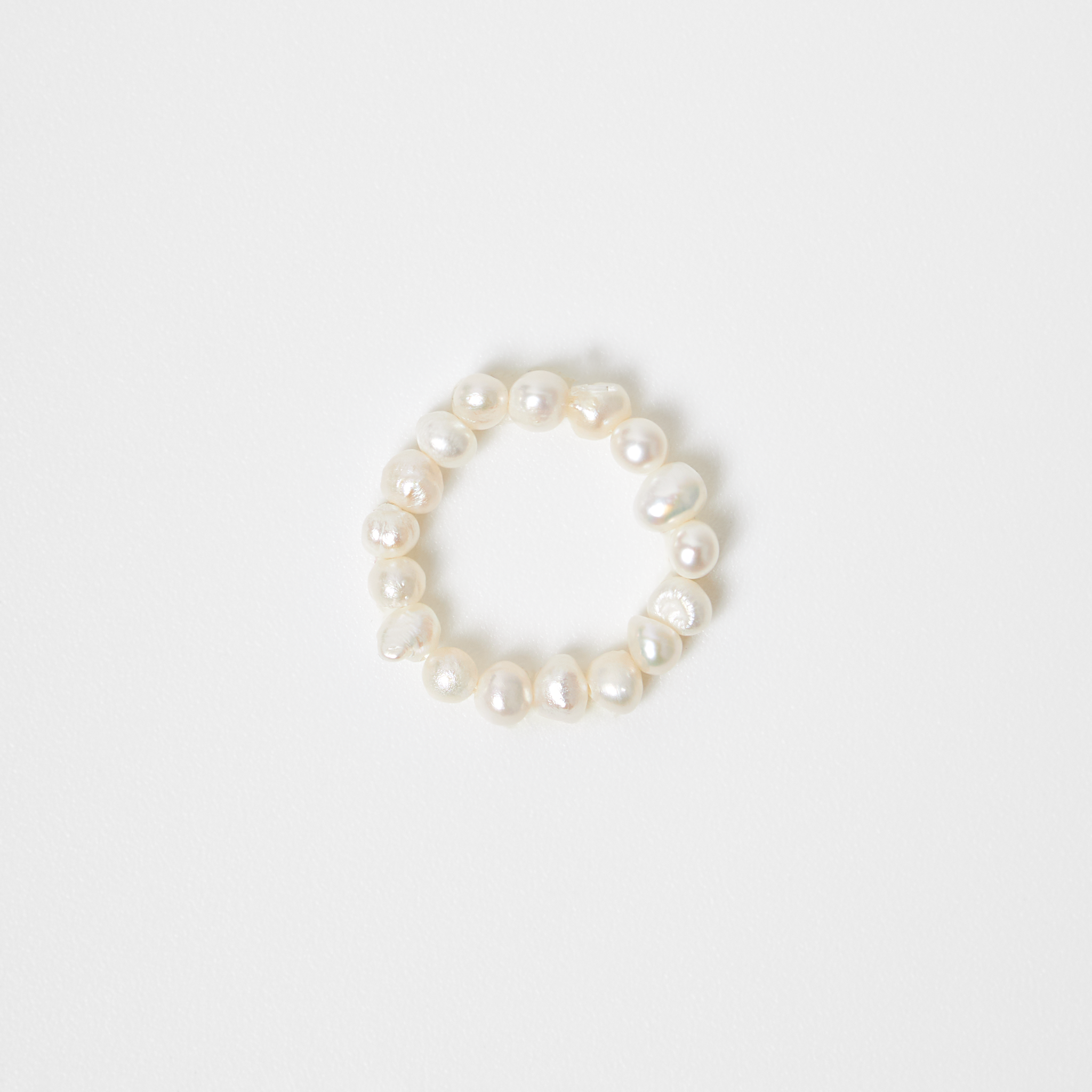 Juna Round Pearl Ring