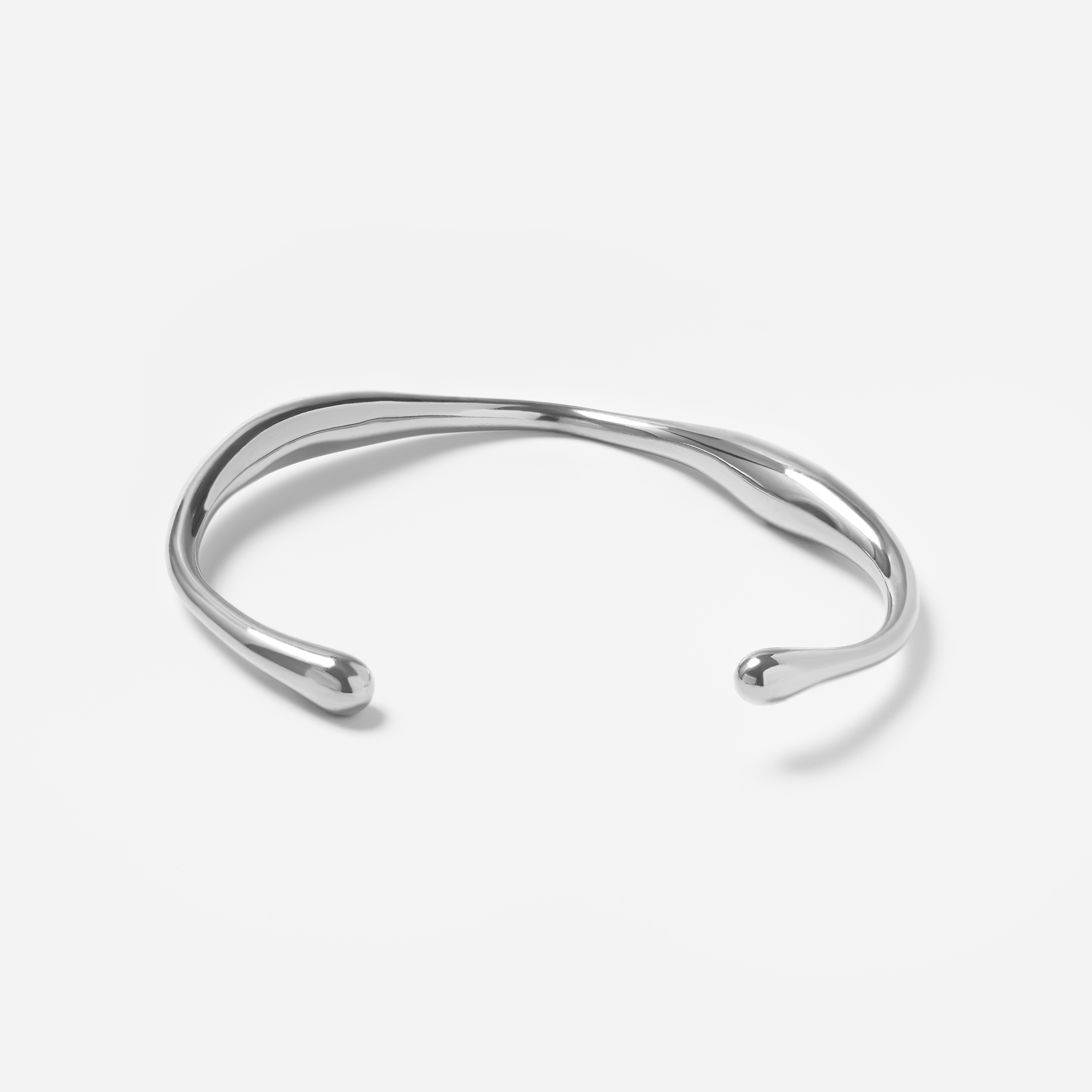 Tara Bangle