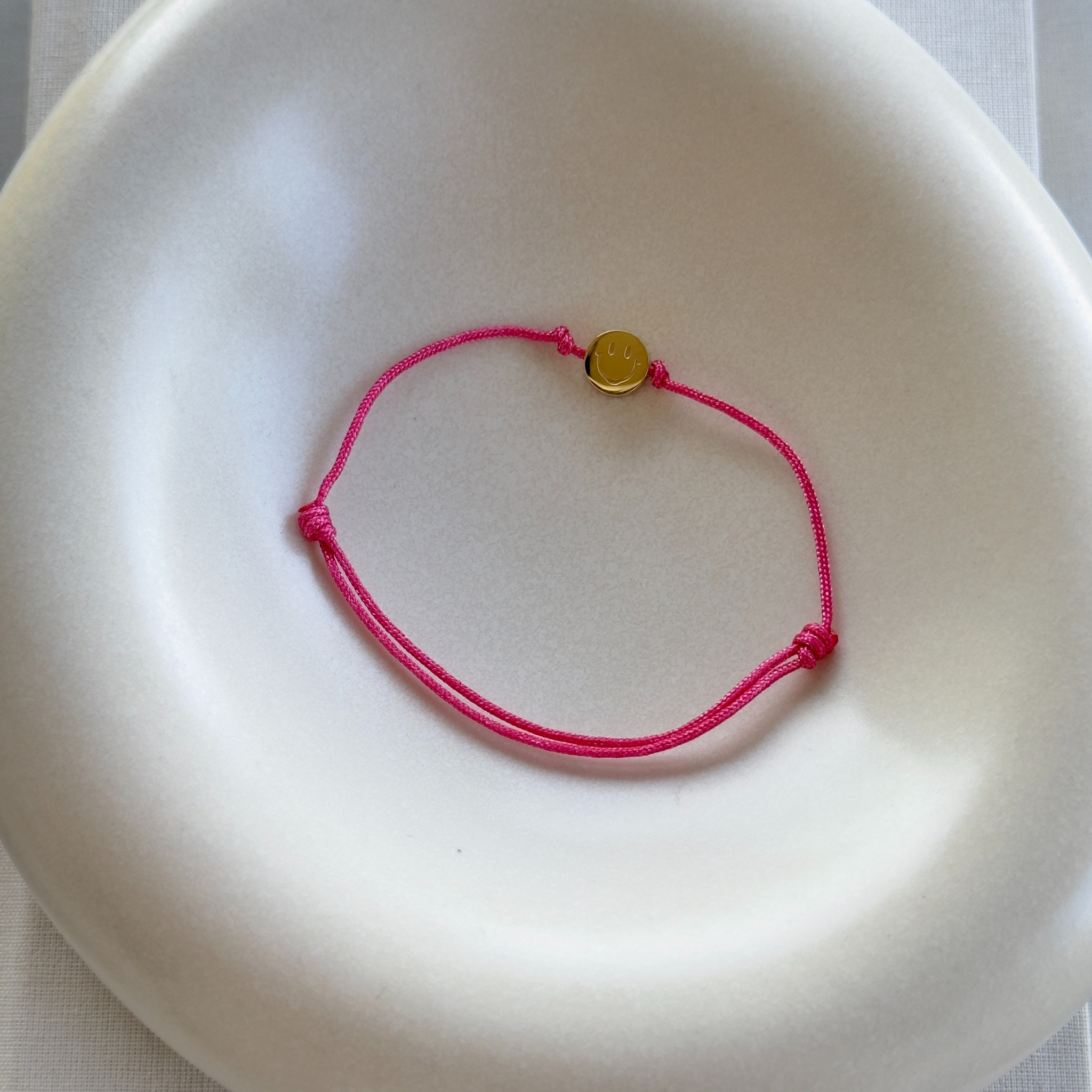 Goldie Smile String Bracelet