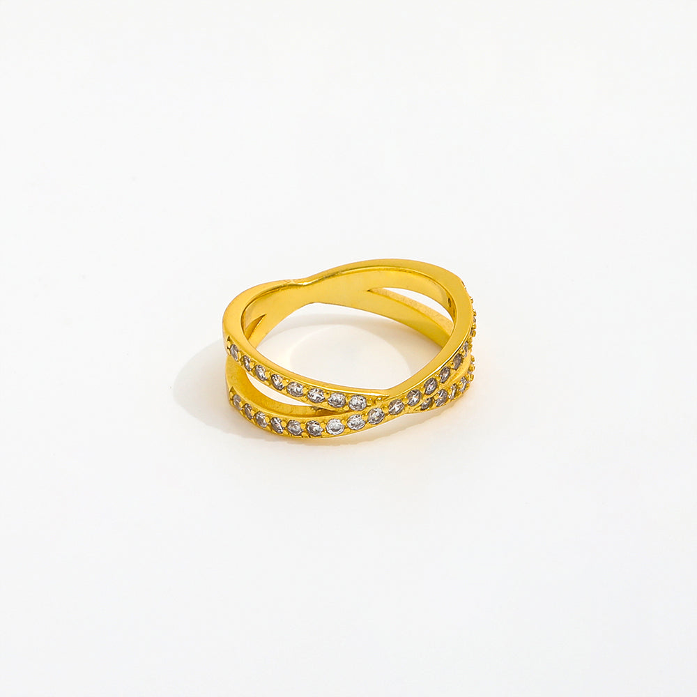 Lara Cross Ring