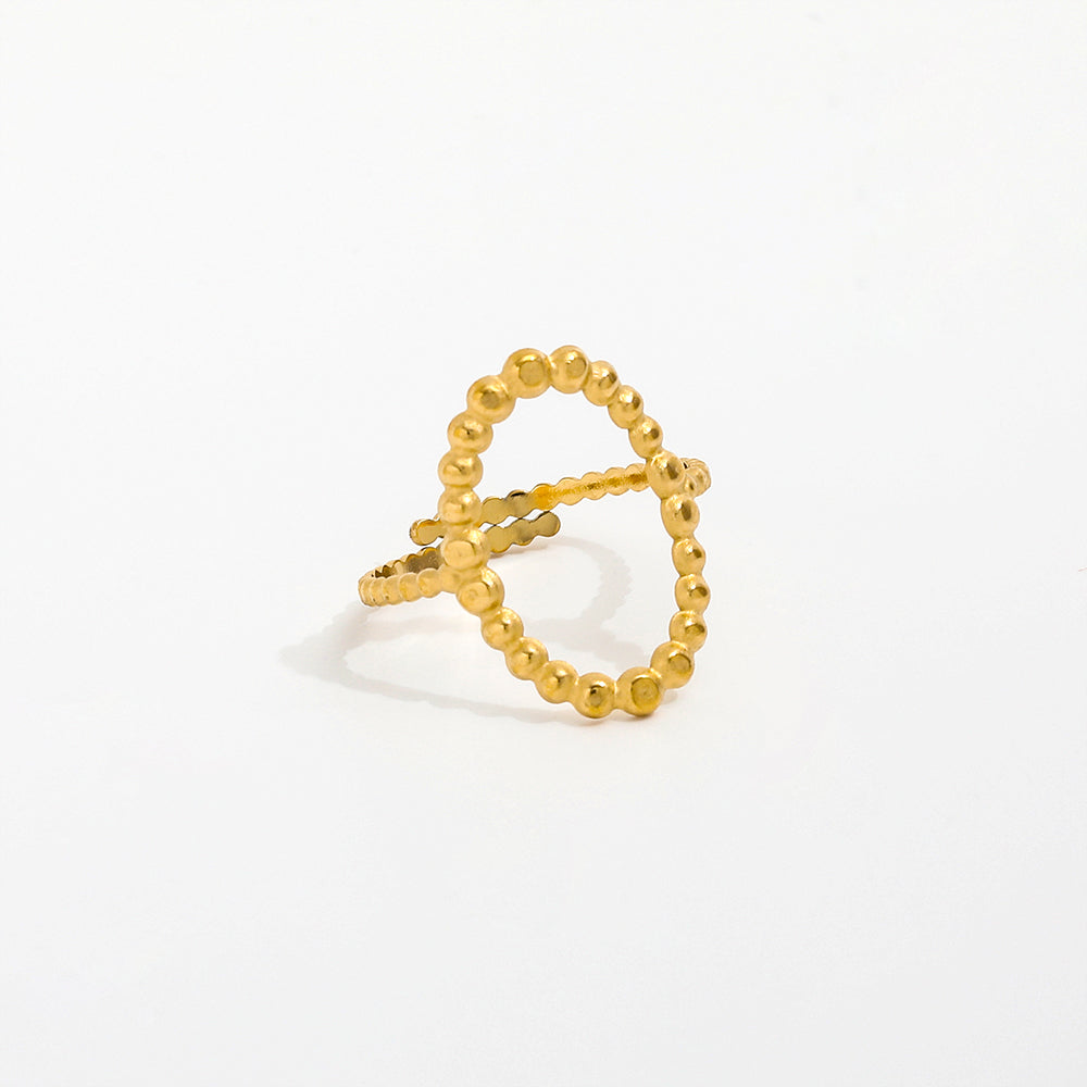 Madeleine Ring