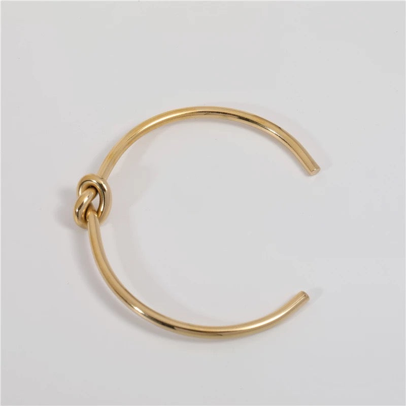 Nauru Bangle