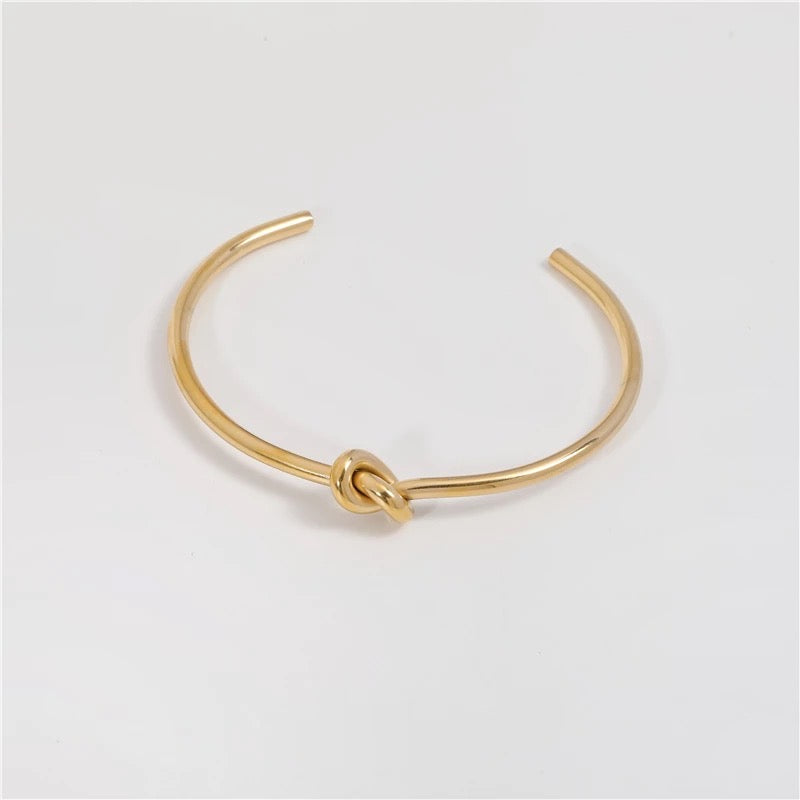 Nauru Bangle