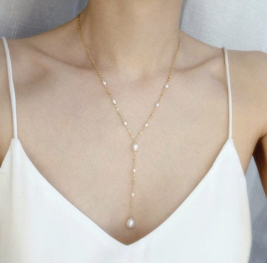 Sanda Necklace